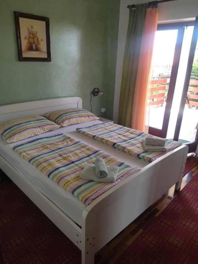 Zelena Oaza Apartment Новиград Екстериор снимка