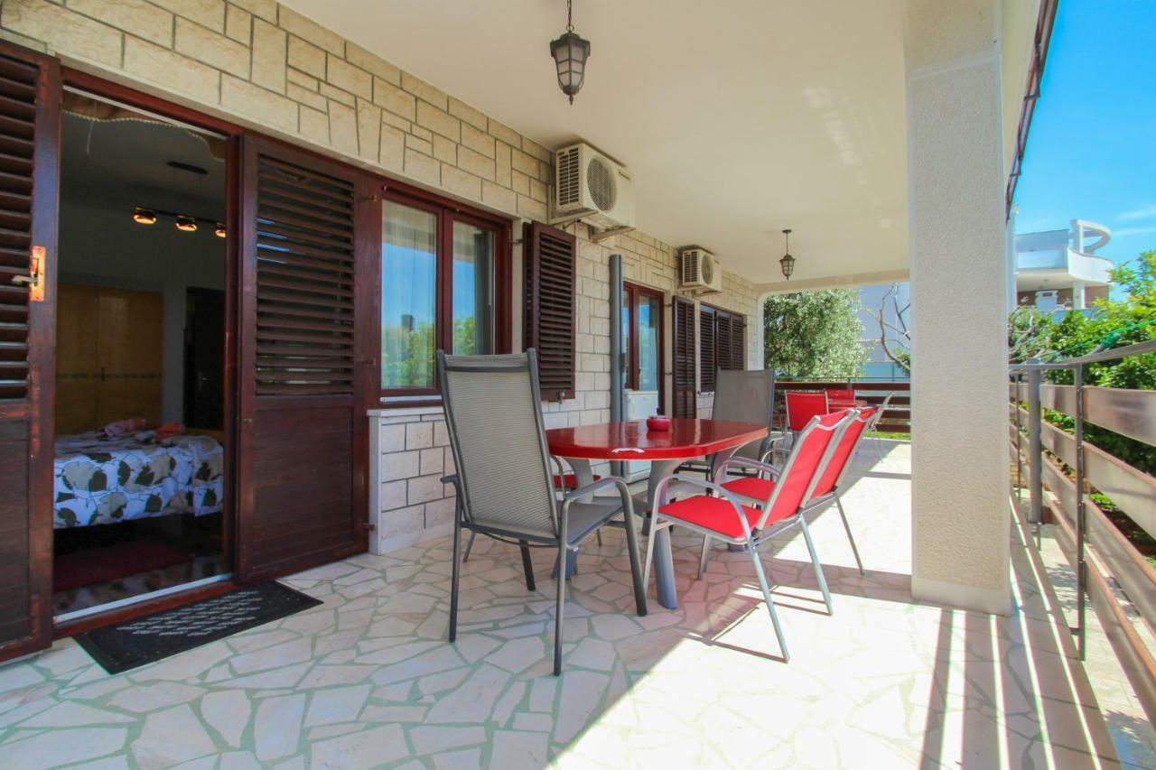 Zelena Oaza Apartment Новиград Екстериор снимка